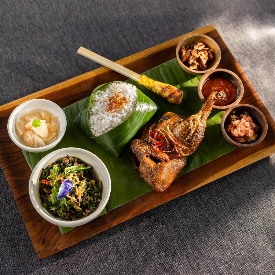 Royal Kamuela Villas & Suites At Monkey Forest Ubud (Adults Only) Exterior photo A selection of Thai dishes