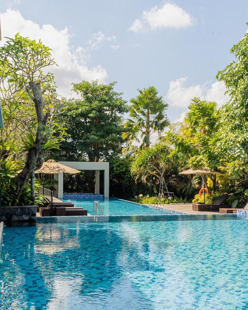 Royal Kamuela Villas & Suites At Monkey Forest Ubud Exterior photo