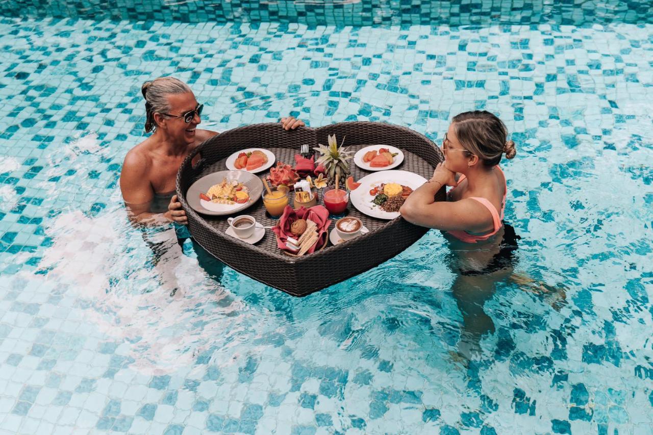 Royal Kamuela Villas & Suites At Monkey Forest Ubud (Adults Only) Exterior photo Floating breakfast at a resort in Bali, Indonesia